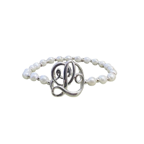Bansri Pearl Initial Stretch Bracelet L New - Picture 1 of 5